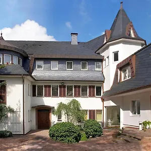 https://hotel-villa-falkenberg.topcolognehotels.com